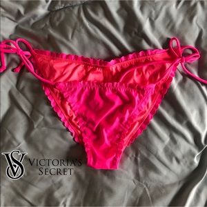 NWOT Victoria’s Secret Bikini Bottoms